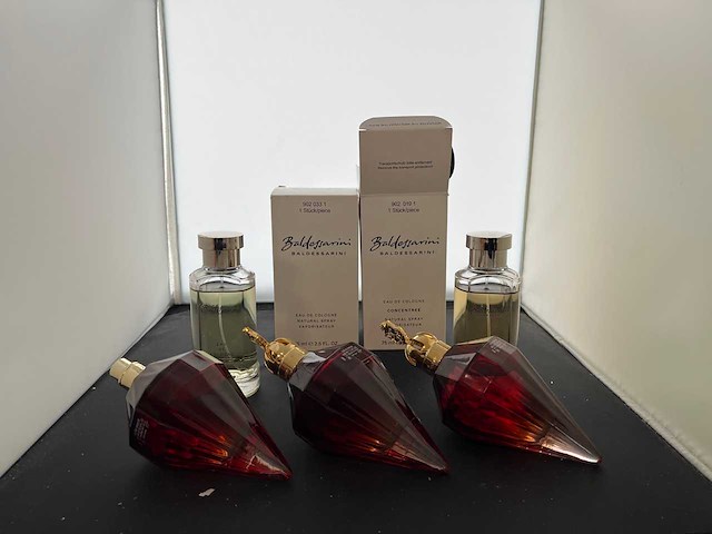 5x baldessarini en katy perry parfum - afbeelding 1 van  2