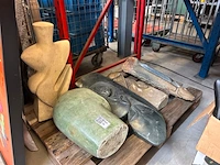 5x beelden / sculptuur