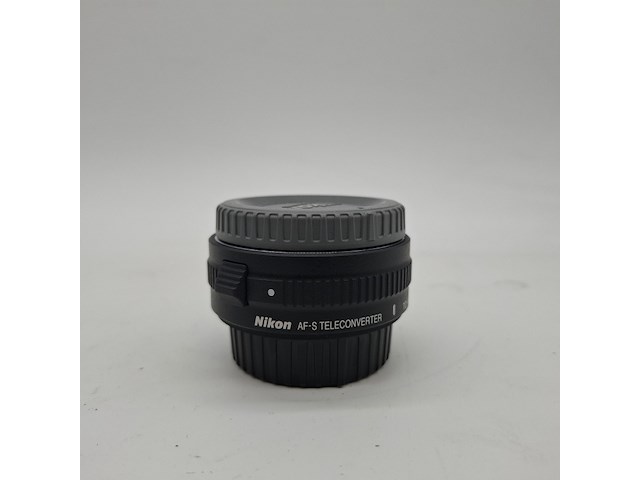 5x camera lens, nikon, o.a. af-s micro nikkor 105mm 1:2.8g ed vr - afbeelding 6 van  18