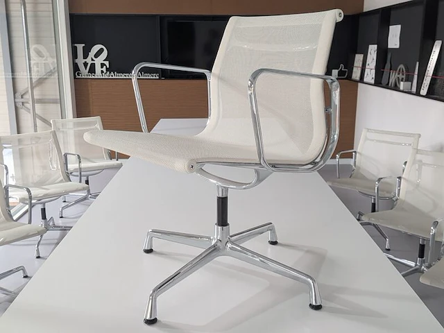 5x design draaistoel vitra, 41236100 - afbeelding 2 van  9