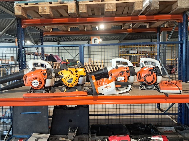5x divers tuingereedschap, o.a. stihl en stiga - afbeelding 1 van  22