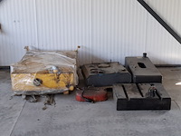 5x diverse brandstoftanks - afbeelding 1 van  10