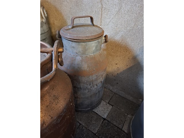 5x diverse koperen melkbussen - afbeelding 7 van  7