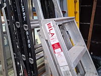 5x diverse ladders en werktrappen - afbeelding 6 van  6