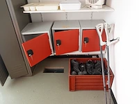 5x diverse metalen lockers - afbeelding 2 van  5