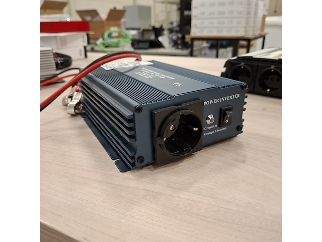 5x diverse omvormers o.a. e-ast - afbeelding 3 van  18