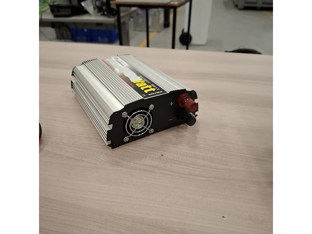 5x diverse omvormers o.a. e-ast - afbeelding 9 van  18