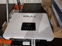 5x diverse omvormers o.a. goodwe, huawei - afbeelding 4 van  11