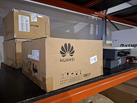 5x diverse omvormers o.a. goodwe, huawei - afbeelding 8 van  11