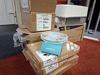 5x diverse omvormers, o.a. goodwe, sofar solar - afbeelding 10 van  10