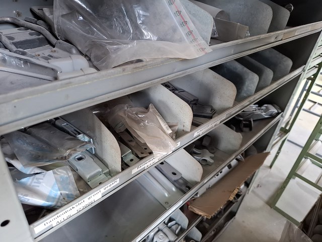 5x diverse werkplaatskast - afbeelding 9 van  32