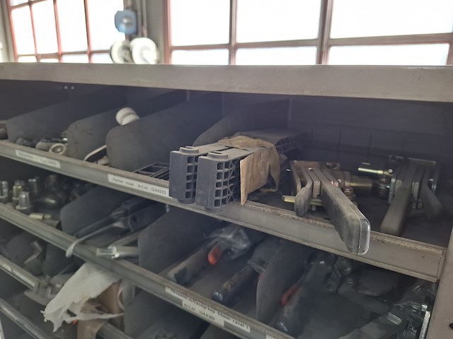 5x diverse werkplaatskast - afbeelding 13 van  32