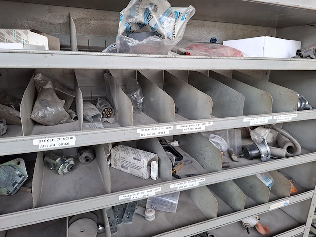 5x diverse werkplaatskast - afbeelding 20 van  32