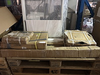 5x diversen w.o. fitness gewicht, parasolvoet w.o. anaterra - afbeelding 1 van  5