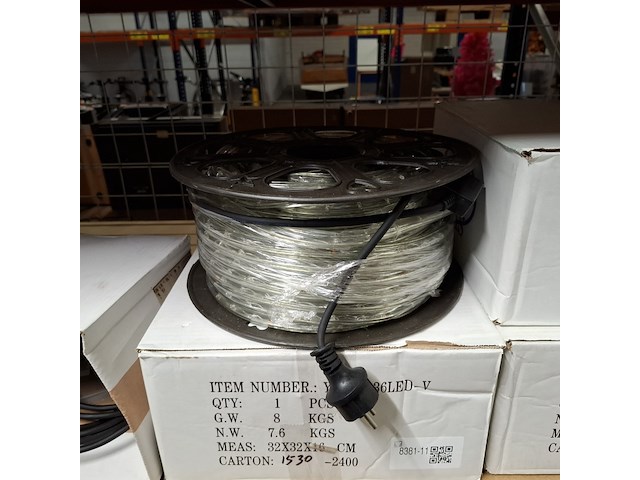 5x doos á 45 meter led-lichtslang, inclusief kopelstukken bos elektro, primaelux - afbeelding 2 van  5