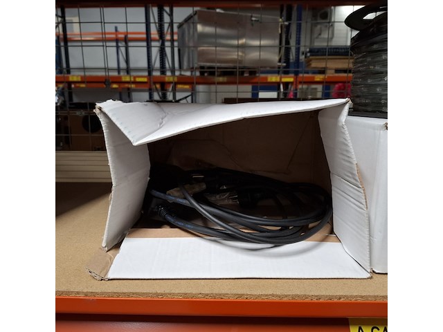 5x doos á 45 meter led-lichtslang, inclusief kopelstukken bos elektro, primaelux - afbeelding 5 van  5