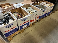 5x doos elektronica w.o. wifi netwerk kabels - afbeelding 1 van  10