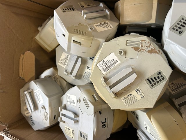 5x doos elektronica w.o. wifi netwerk kabels - afbeelding 9 van  10