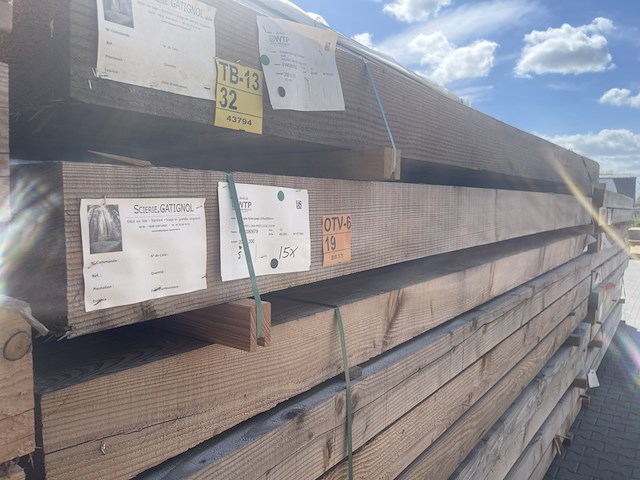 5x douglas balken fijnbezaagd, 200x200mm, lengte 400cm - afbeelding 4 van  4