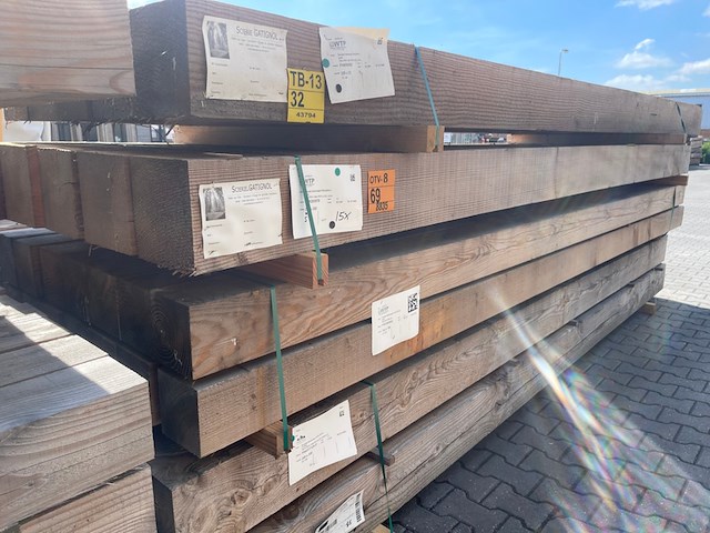 5x douglas balken fijnbezaagd, 200x200mm, lengte 400cm - afbeelding 4 van  4