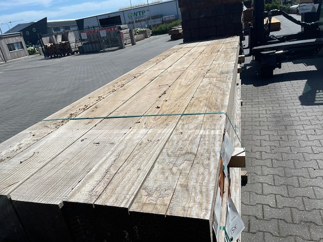 5x douglas balken fijnbezaagd, 200x200mm, lengte 400cm - afbeelding 1 van  3