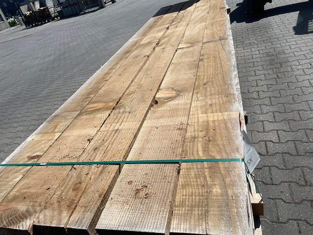 5x douglas balken fijnbezaagd, 200x200mm, lengte 400cm - afbeelding 1 van  3