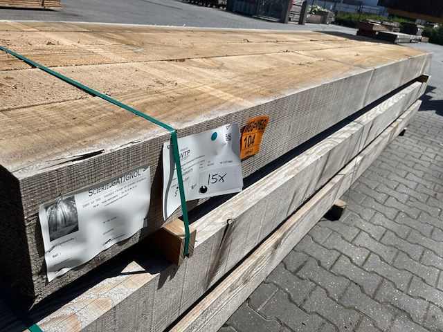 5x douglas balken fijnbezaagd, 200x200mm, lengte 400cm - afbeelding 2 van  3