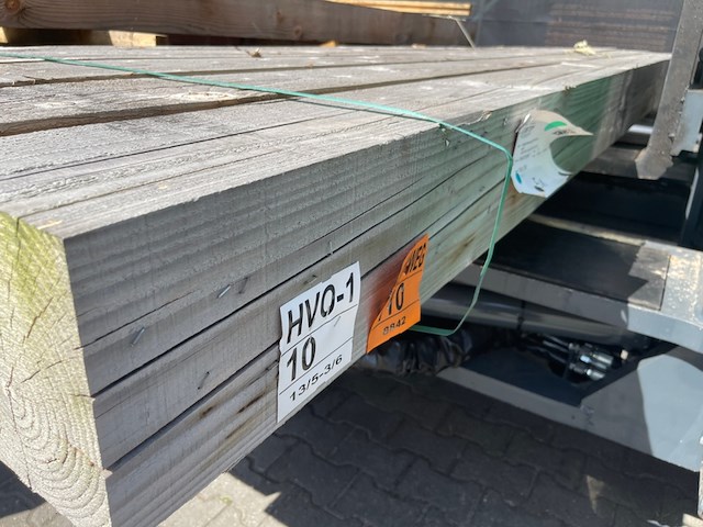 5x douglas balken fijnbezaagd, 200x200mm, lengte 400cm - afbeelding 2 van  3
