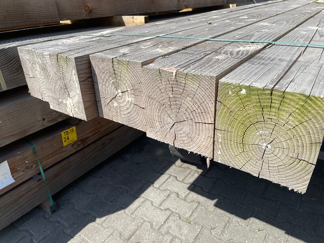 5x douglas balken fijnbezaagd, 200x200mm, lengte 400cm - afbeelding 3 van  3