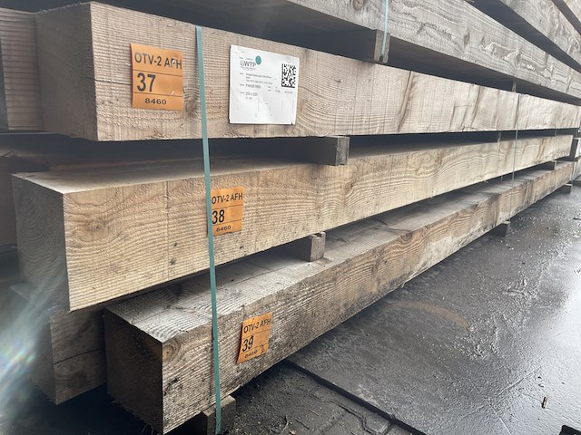 5x douglas balken fijnbezaagd, 200x200mm, lengte 500cm - afbeelding 4 van  4