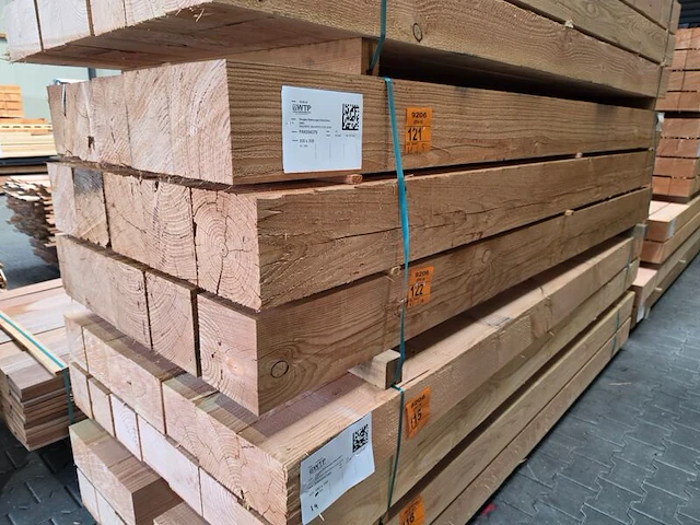 5x douglas staanders fijnbezaagd, 200x200mm, lengte 300cm - afbeelding 4 van  4