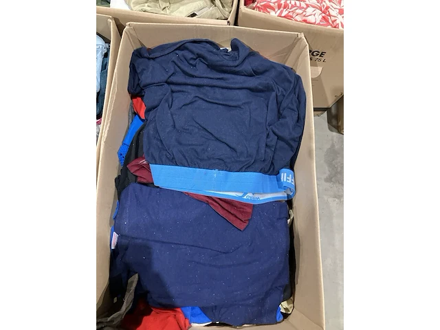 5x dozen kleding - afbeelding 3 van  9