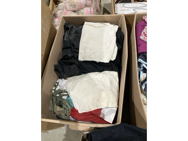 5x dozen kleding - afbeelding 6 van  9