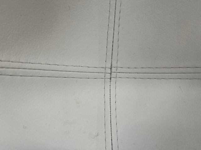5x draaibare witte cocktail fauteuil - afbeelding 3 van  8