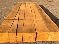 5x eiken balken fijnbezaagd, 200x200mm, lengte 270cm