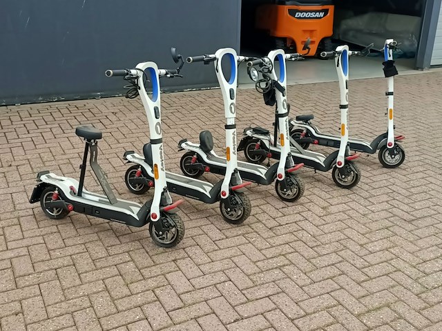 5x elektrische step, veeley, 2019 - afbeelding 15 van  15