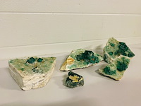 5x fluoriet clusters met grote kristallen - afbeelding 1 van  7
