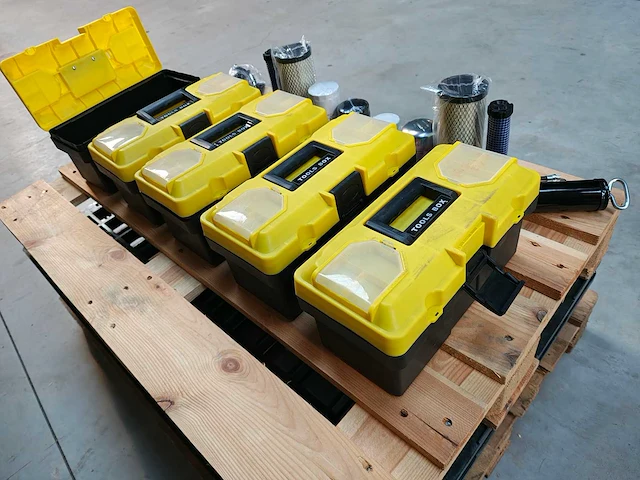 5x gereedschapskoffer minigraver - afbeelding 1 van  9