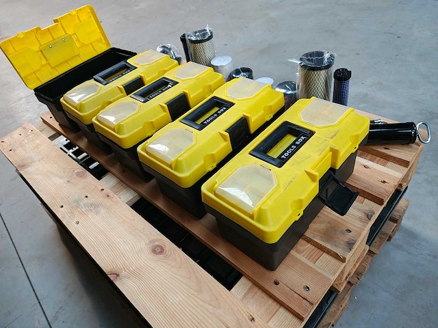 5x gereedschapskoffer minigraver - afbeelding 1 van  9