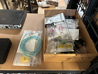5x inhoud stelling plank w.o. satellietontvanger w.o. gi technology, dexter, samsung - afbeelding 4 van  11