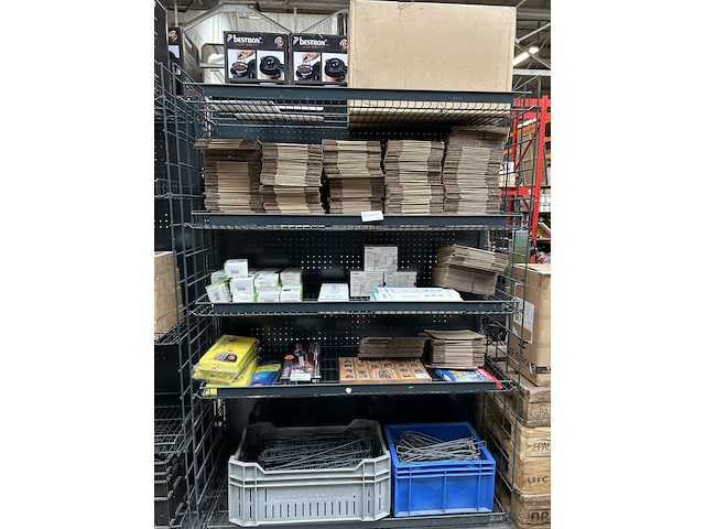 5x inhoud stelling w.o. elektronica, w.o. qnect, babyliss, nedis - afbeelding 1 van  12