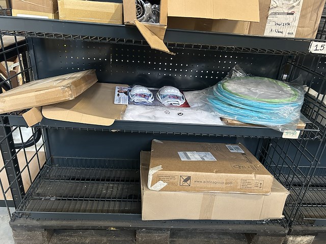 5x inhoud stellingvak w.o. sodamaker, drankdispenser w.o. zoomyo, levivo - afbeelding 9 van  14