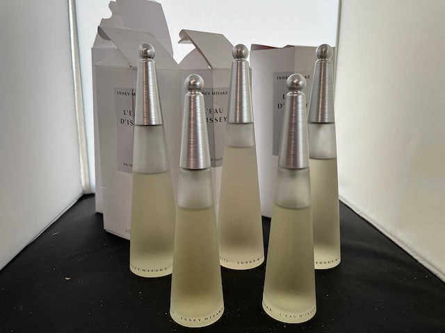 5x issey miyake parfum - afbeelding 1 van  2