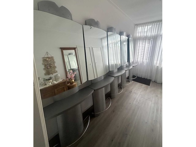 5x kappersmeubel met spiegel 208x70 cm aluminium - afbeelding 1 van  4