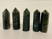 5x labradoriet obelisk 6-zijdig - afbeelding 2 van  7