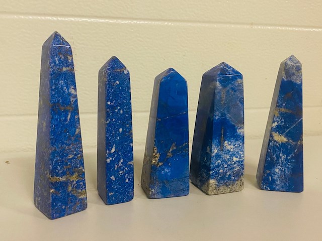 5x lapis lazuli obelisk - afbeelding 1 van  6