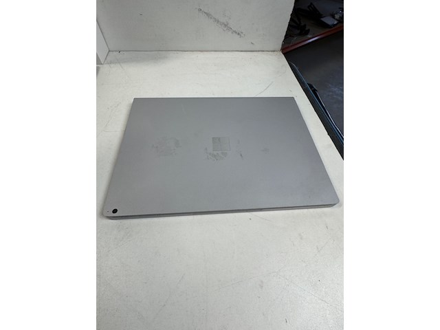 5x laptop apple en microsoft, defect/niet werkend - afbeelding 12 van  14