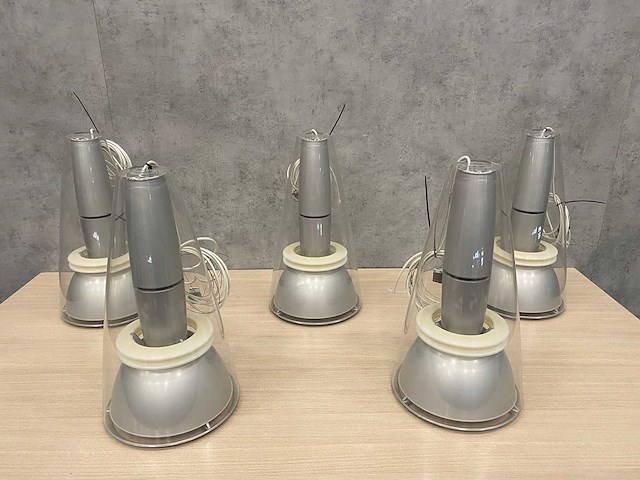 5x louis poulsen charisma king - design hanglamp - afbeelding 1 van  13