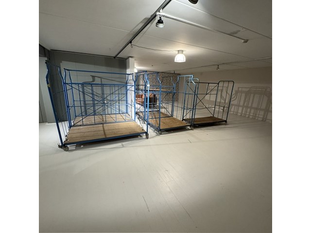 5x meubeltransport kar aarnoudse, blauw - afbeelding 1 van  5