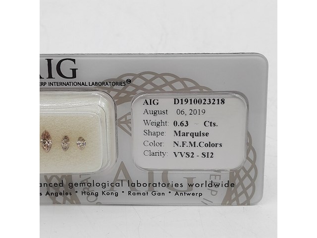 5x navette geslepen diamant, totaal 0.63 karaats (vvs-si) - afbeelding 3 van  8